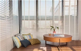 阳台装百叶窗好还是布帘好？退休老师傅竟这么说，惊出一身汗！