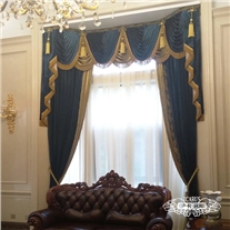 别墅欧式客厅高窗窗帘